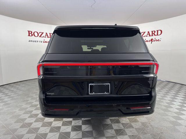 new 2025 Lincoln Navigator car, priced at $103,333