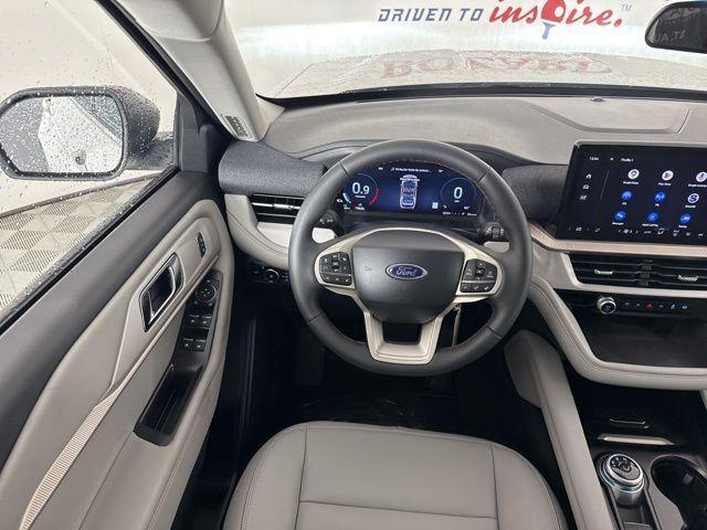 new 2025 Ford Explorer car, priced at $43,212