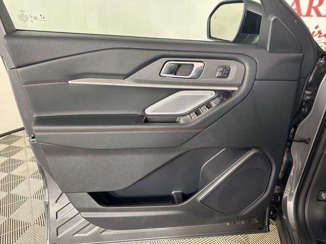 new 2025 Ford Explorer car, priced at $58,306