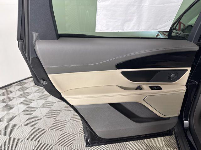 new 2025 Lincoln Nautilus car, priced at $58,609