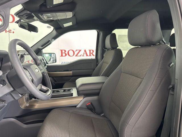 new 2025 Ford F-150 car, priced at $51,689