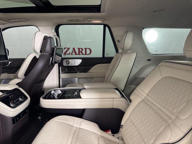 used 2020 Lincoln Navigator car, priced at $44,500