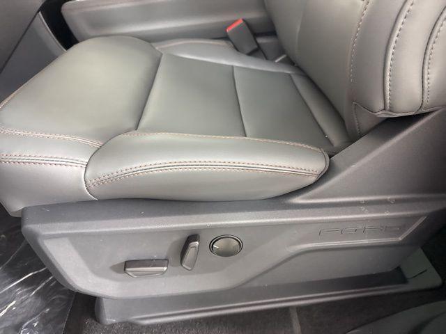 new 2025 Ford Expedition car, priced at $68,666