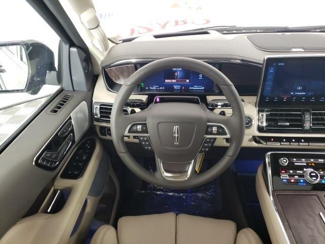 new 2024 Lincoln Navigator L car, priced at $103,720