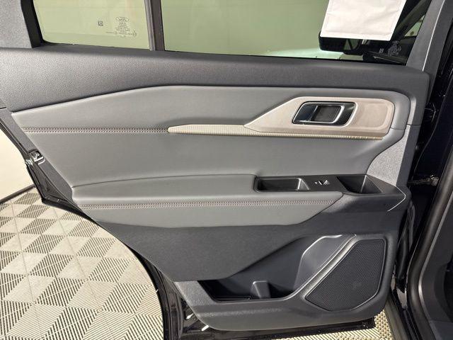 new 2025 Ford Explorer car, priced at $44,369