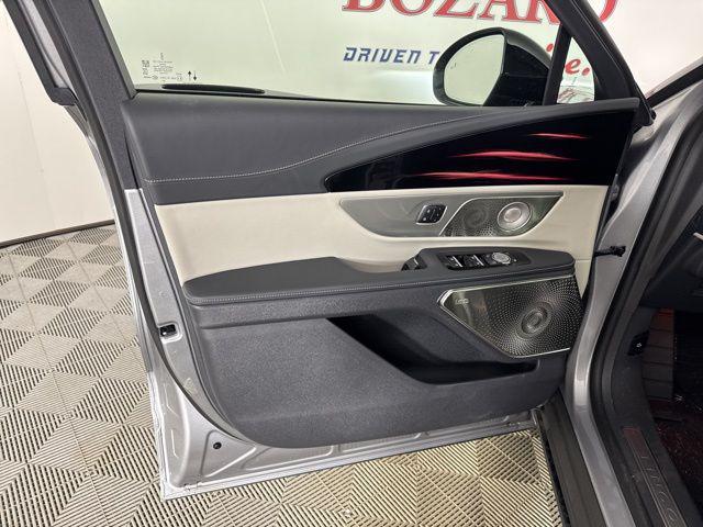 new 2025 Lincoln Nautilus car, priced at $60,867