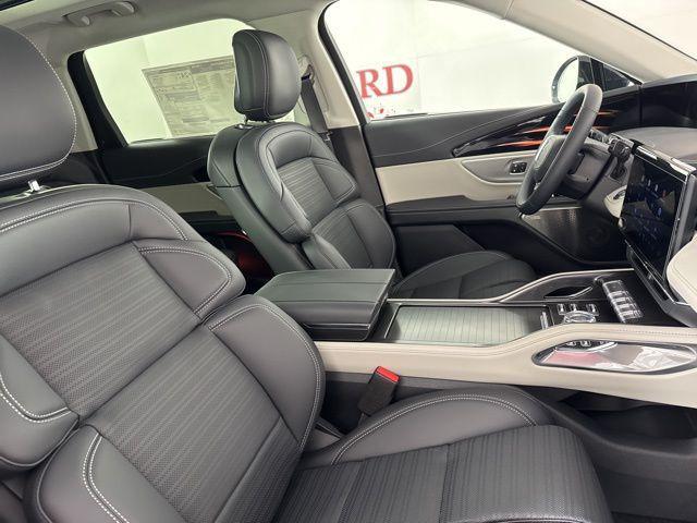 new 2025 Lincoln Nautilus car, priced at $60,867