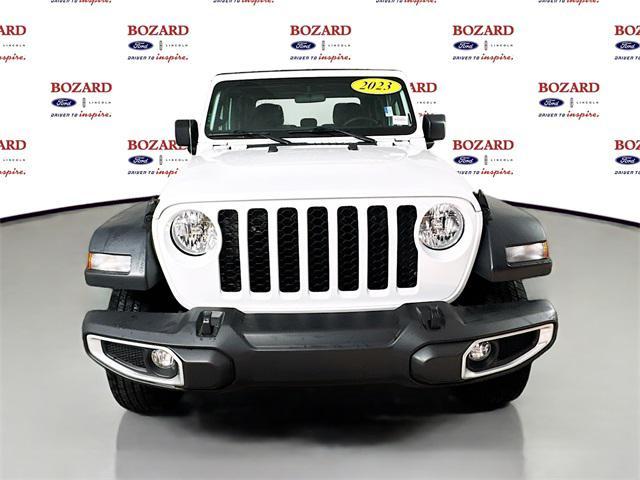 used 2023 Jeep Gladiator car, priced at $32,000