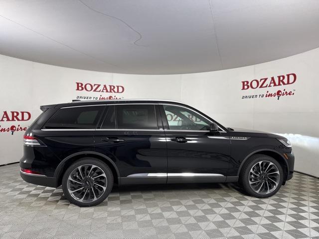 new 2025 Lincoln Aviator car, priced at $75,322