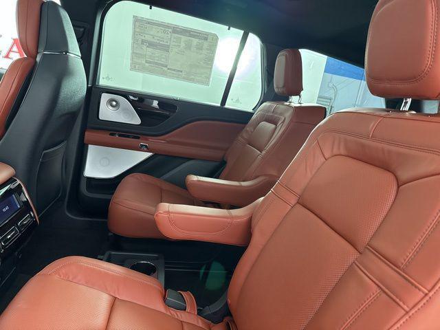 new 2025 Lincoln Aviator car, priced at $68,614