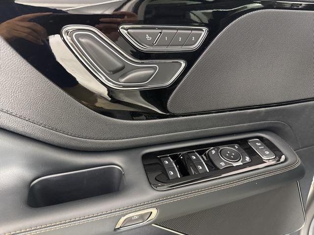 new 2025 Lincoln Aviator car, priced at $51,483