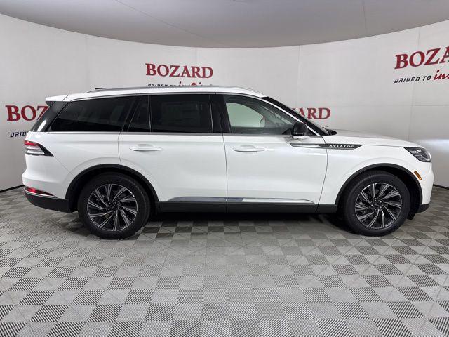 new 2025 Lincoln Aviator car, priced at $53,328