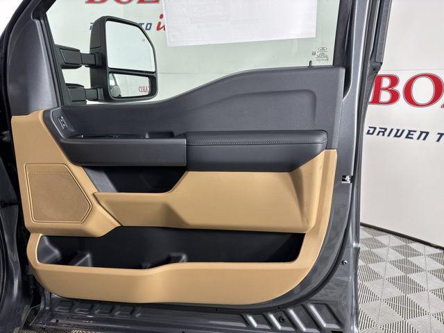 new 2025 Ford F-250 car, priced at $60,440