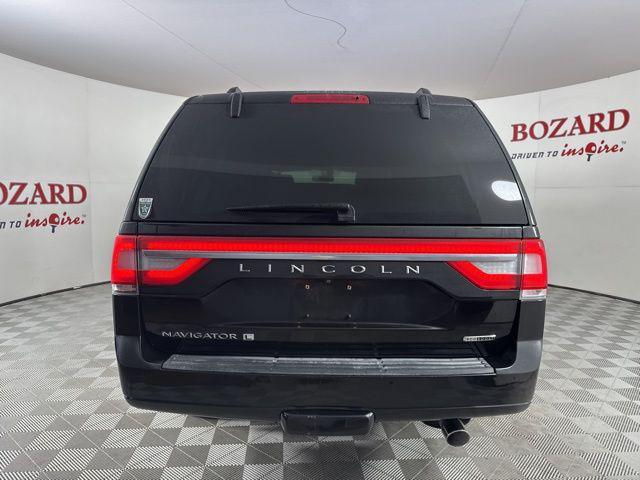 used 2015 Lincoln Navigator car, priced at $13,000
