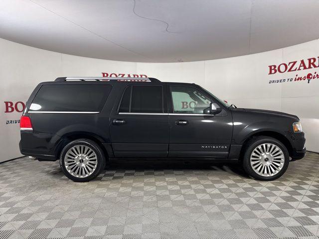 used 2015 Lincoln Navigator car, priced at $13,000