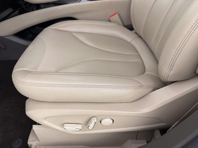 used 2022 Lincoln Nautilus car, priced at $33,000