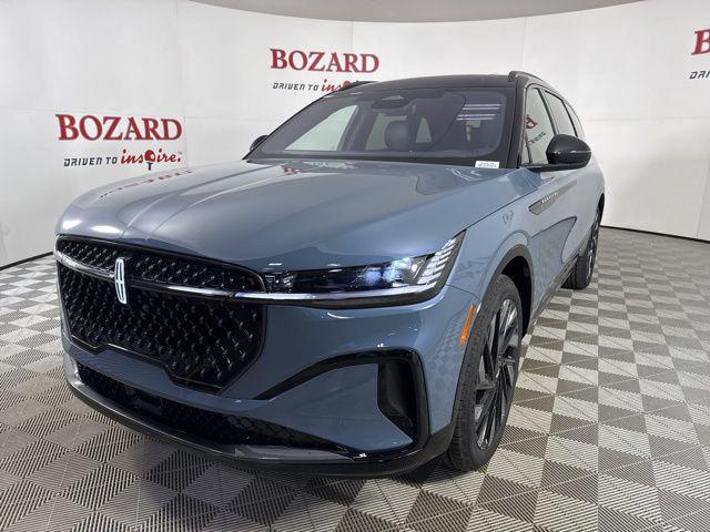 new 2025 Lincoln Nautilus car, priced at $64,317