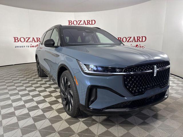 new 2025 Lincoln Nautilus car, priced at $64,317