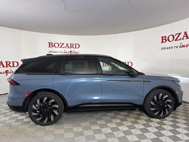 new 2025 Lincoln Nautilus car, priced at $64,317