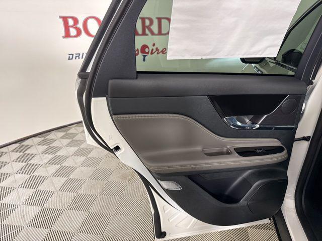 new 2025 Lincoln Corsair car, priced at $40,698