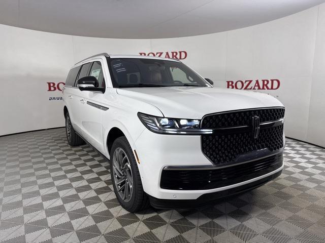 new 2025 Lincoln Navigator car, priced at $105,730