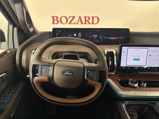 new 2025 Ford Expedition car, priced at $86,205