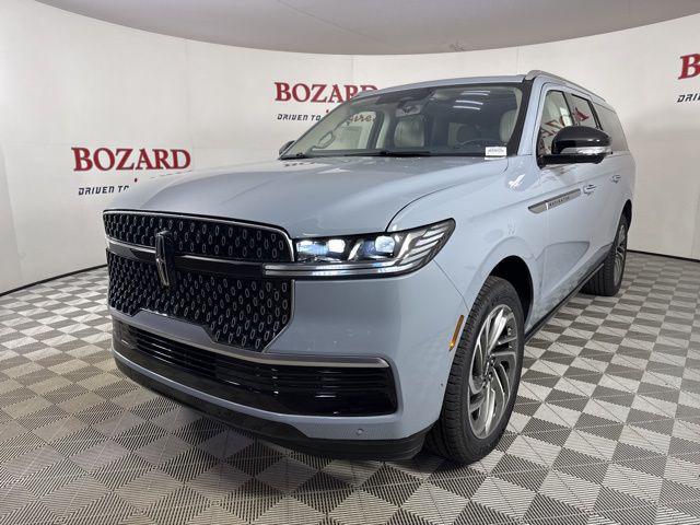 new 2025 Lincoln Navigator car, priced at $104,053