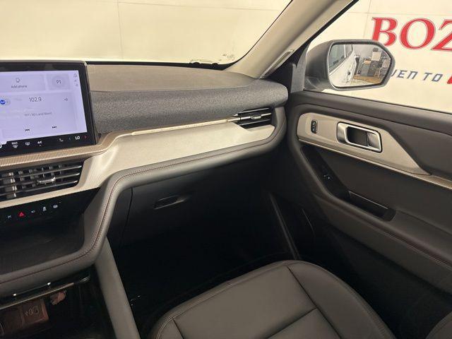 new 2025 Ford Explorer car, priced at $42,907