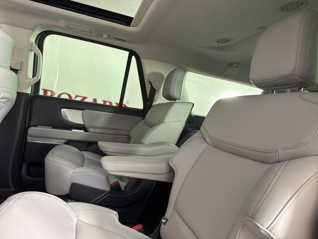 new 2025 Ford Expedition Max car, priced at $68,894