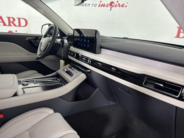 new 2025 Lincoln Aviator car, priced at $72,374