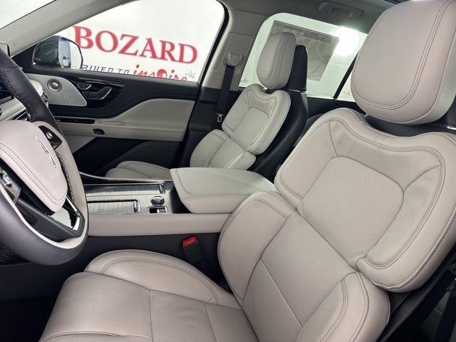 new 2025 Lincoln Aviator car, priced at $72,374