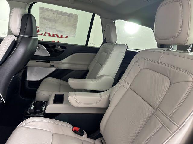 new 2025 Lincoln Aviator car, priced at $72,374