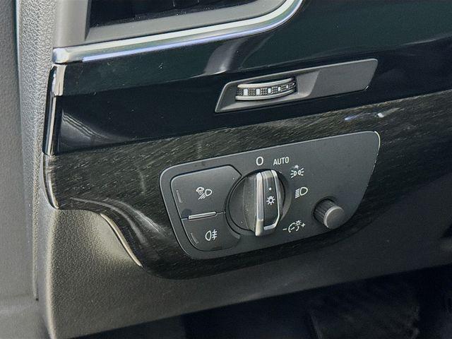 used 2019 Audi Q7 car, priced at $20,000