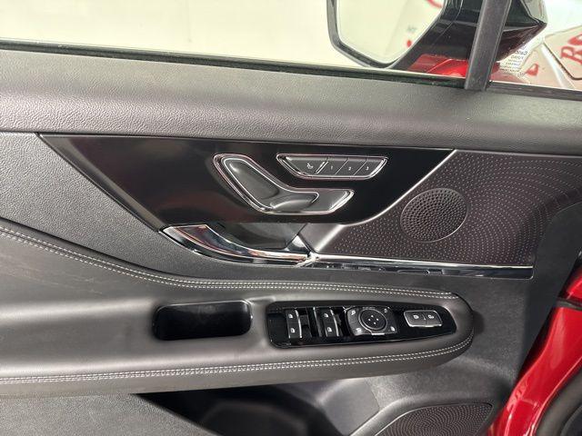 new 2025 Lincoln Corsair car, priced at $40,923