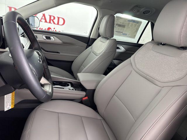 new 2025 Ford Explorer car, priced at $41,991