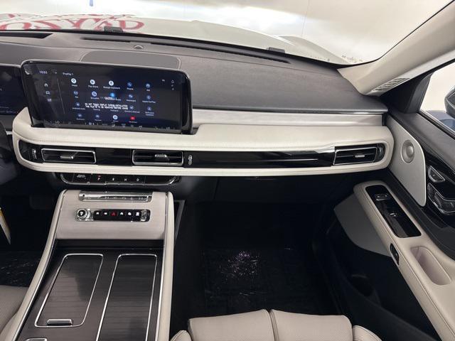 new 2025 Lincoln Aviator car, priced at $74,563