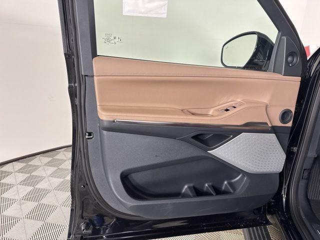 new 2025 Lincoln Navigator car, priced at $118,835