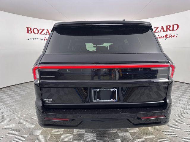 new 2025 Lincoln Navigator car, priced at $118,835