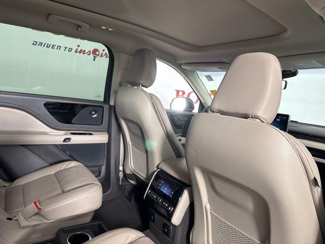 used 2022 Lincoln Aviator car, priced at $38,000