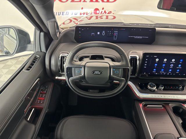 new 2025 Ford Expedition car, priced at $80,055