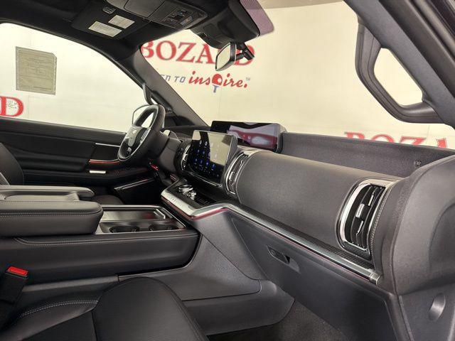 new 2025 Ford Expedition car, priced at $80,055