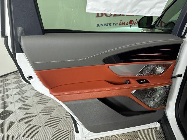 new 2025 Lincoln Nautilus car, priced at $78,395