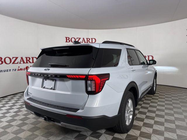 new 2025 Ford Explorer car, priced at $41,070