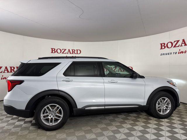 new 2025 Ford Explorer car, priced at $41,070