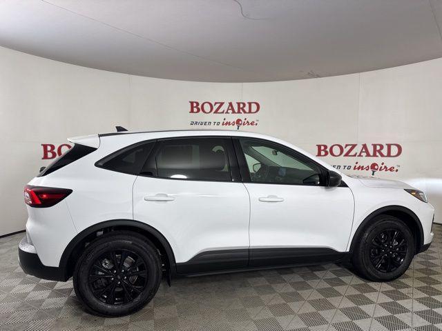 new 2025 Ford Escape car, priced at $25,900