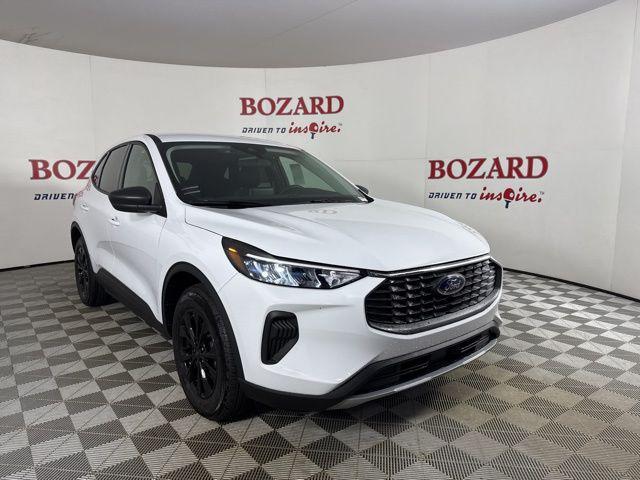 new 2025 Ford Escape car, priced at $25,900