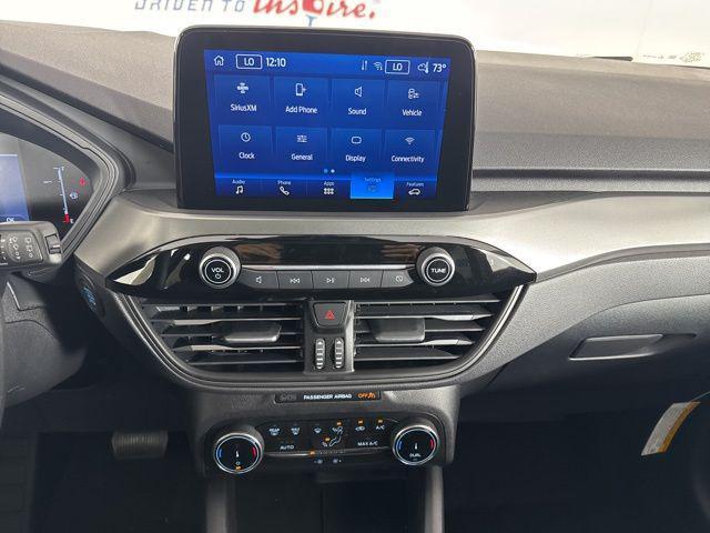 new 2025 Ford Escape car, priced at $25,900