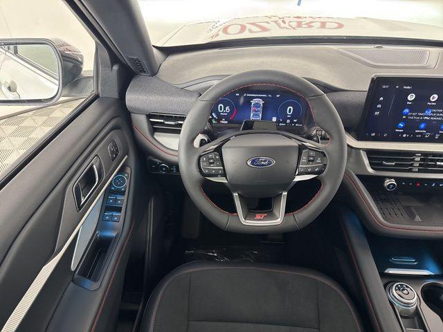 new 2025 Ford Explorer car, priced at $58,759