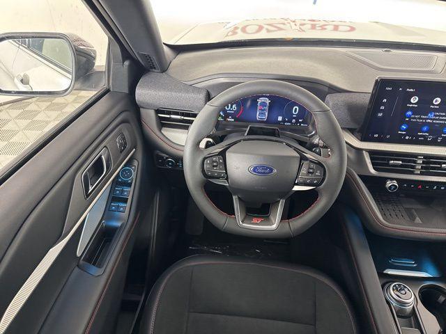 new 2025 Ford Explorer car, priced at $58,566