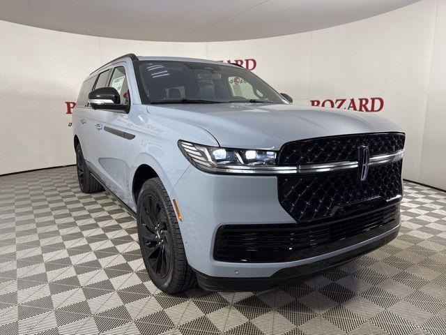 new 2025 Lincoln Navigator car, priced at $109,430
